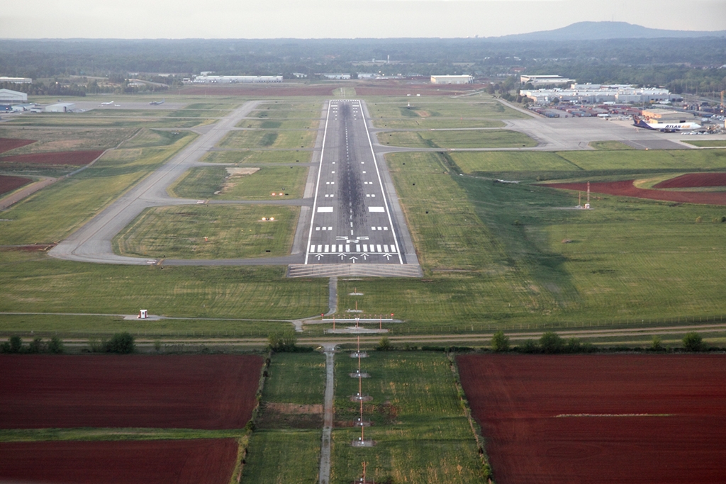 Huntsville Airport Runway